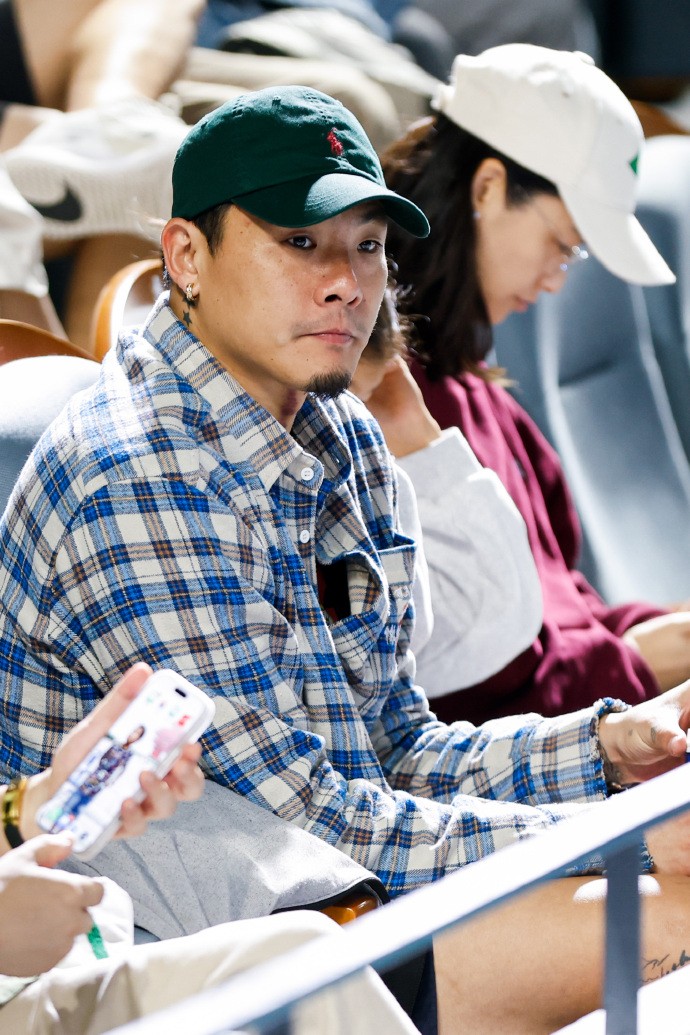 OKTtL, 萨姆索诺娃